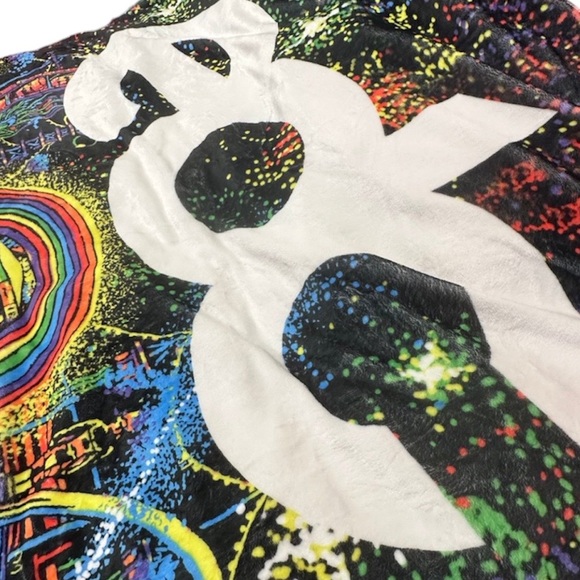 INSOMNIAC SHOP EDC LAS VEGAS FESTIVAL RAVE THROW BLANKET - Picture 3 of 3